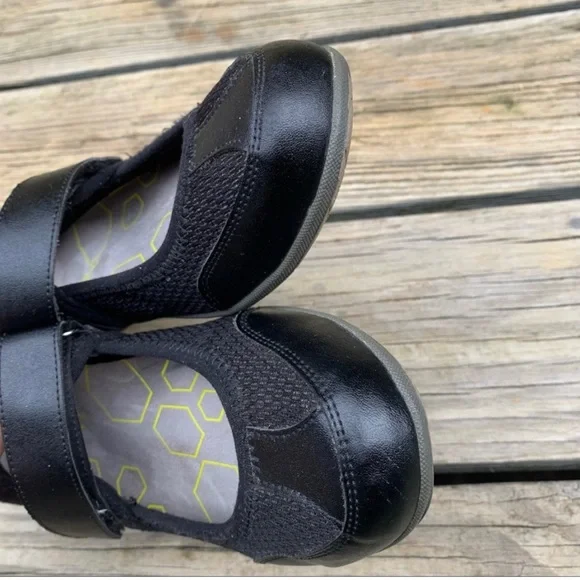 Vionic Orthaheel Allie Black Mary Jane Shoes - Picture 3 of 6